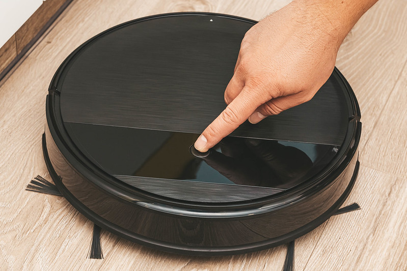 How to Fix a Robot Vacuum